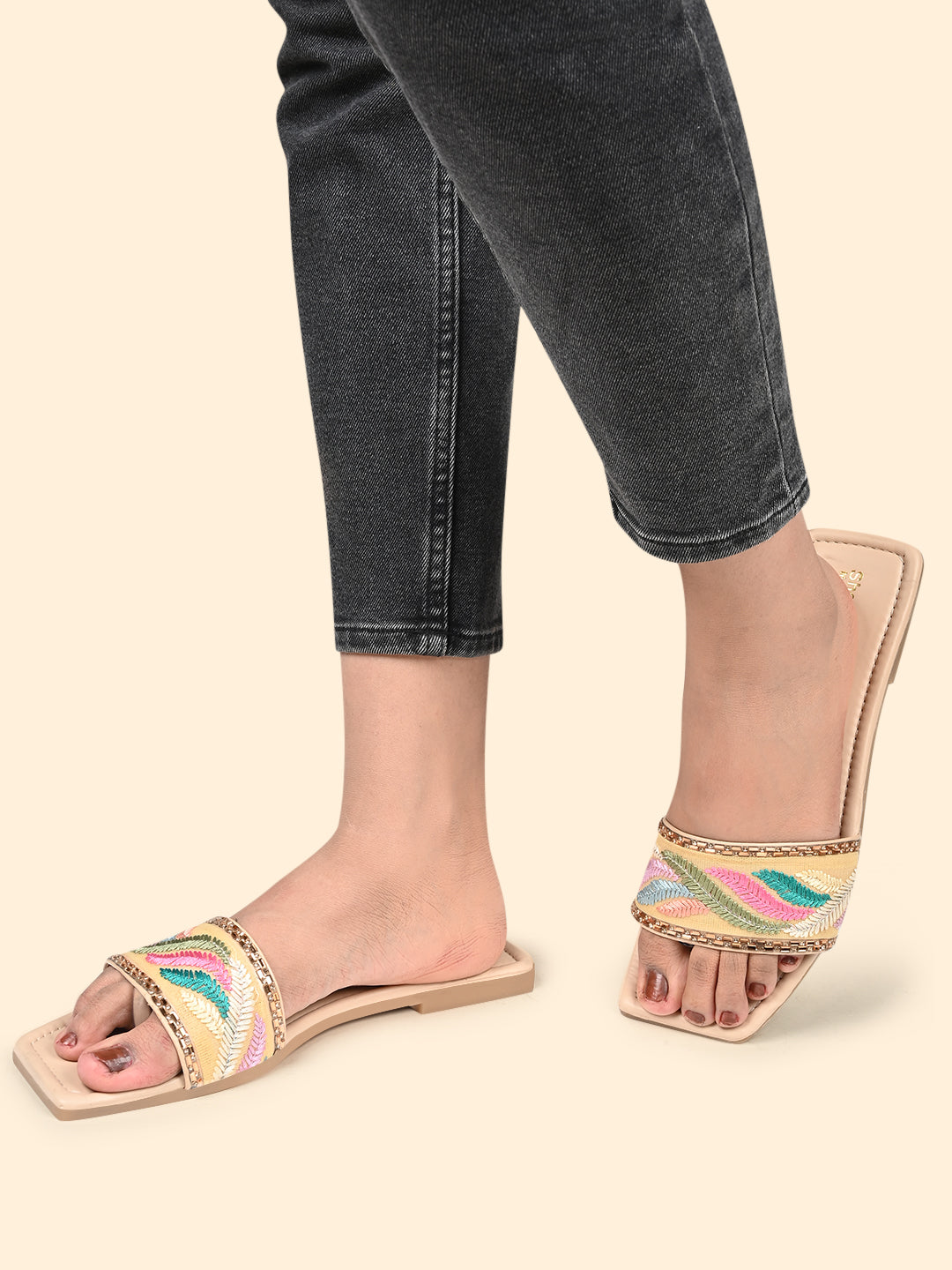 Kenstto Flats Sandal For Women