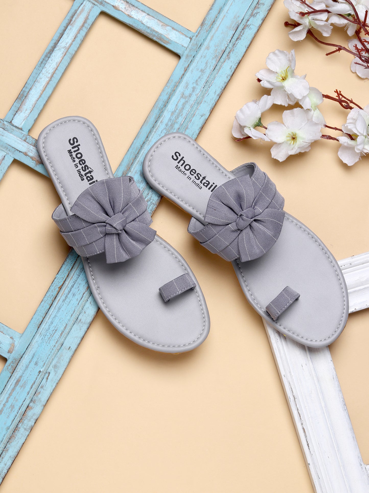 Kenstto Detailed Casual Flat Sandals For Women & Girls