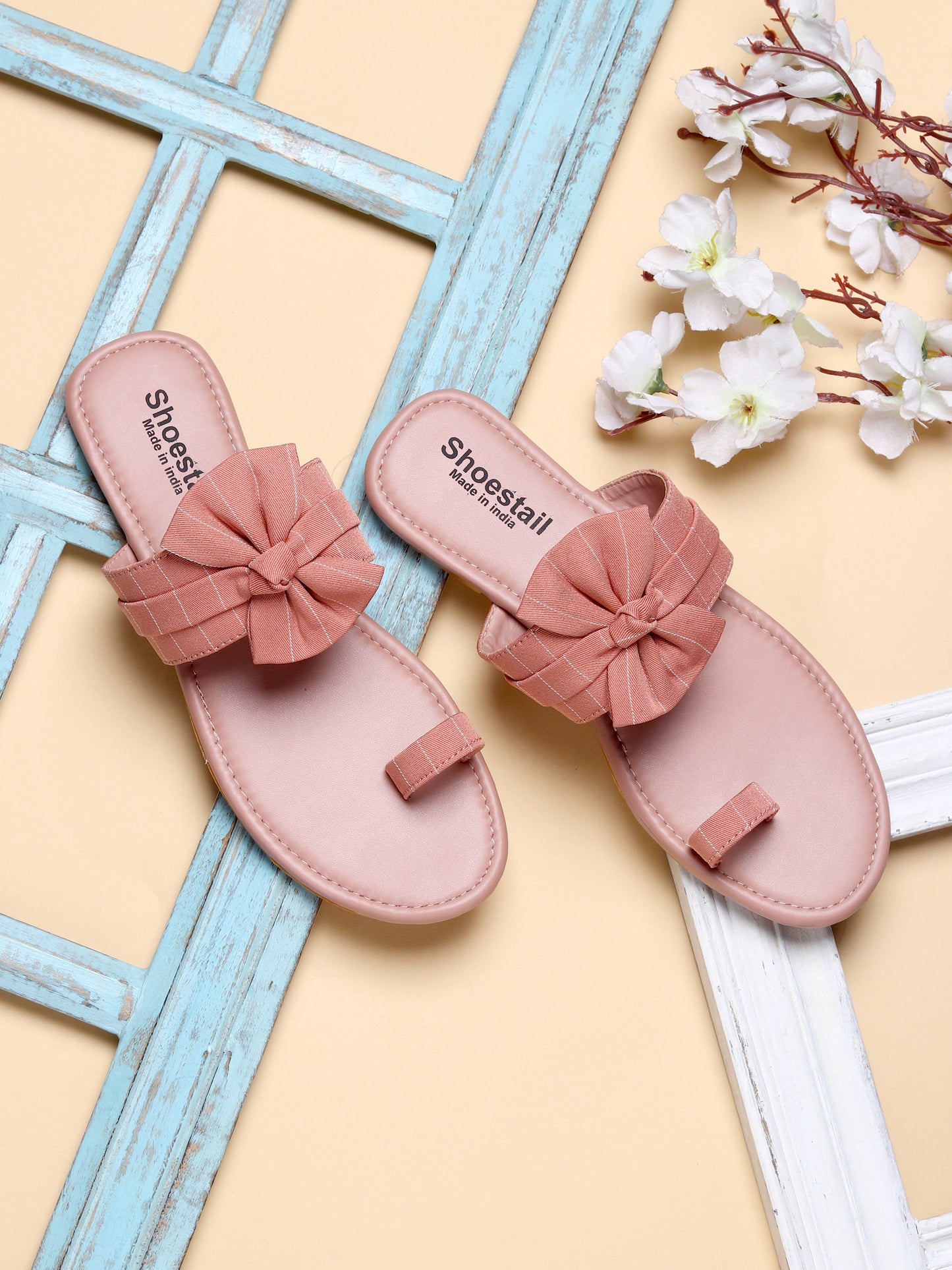 Kenstto Detailed Casual Flat Sandals For Women & Girls