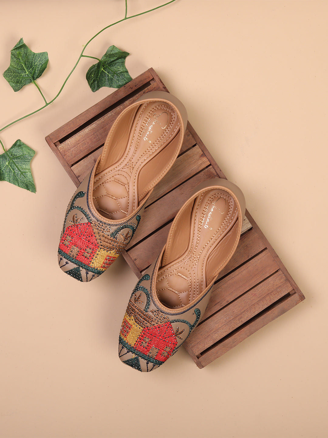 Embroidered Punjabi Jutis for Women Festive & Casual Traditional Wear