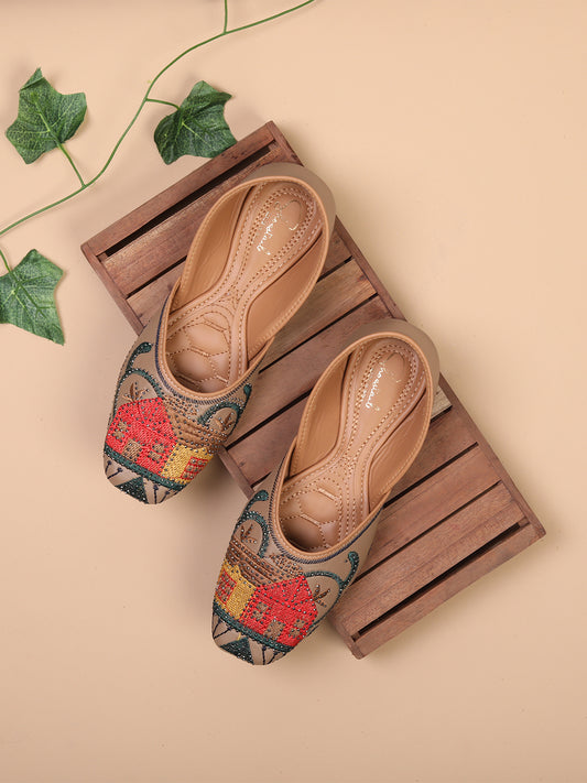 Embroidered Punjabi Jutis for Women Festive & Casual Traditional Wear